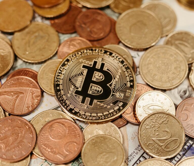 Stablecoins fiat-backed vs crypto-backed : 5 différences clés 1 Stablecoins fiat-backed vs crypto-backed : 5 différences clés